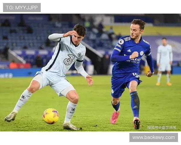 拉菲尼亚诺坎普首秀表现稳健，状态回暖备受期待