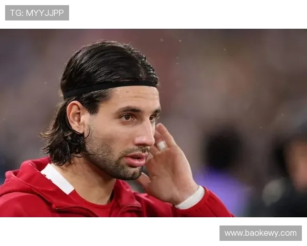 索博斯洛伊利物浦中场 索博斯洛伊利物浦中场