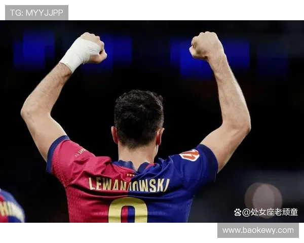 莱万多夫斯基vs本泽马：技术型与效率型中锋谁更强